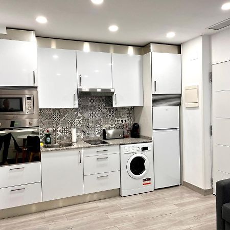 Maximilian Dreams 2 Apartment Madrid Luaran gambar