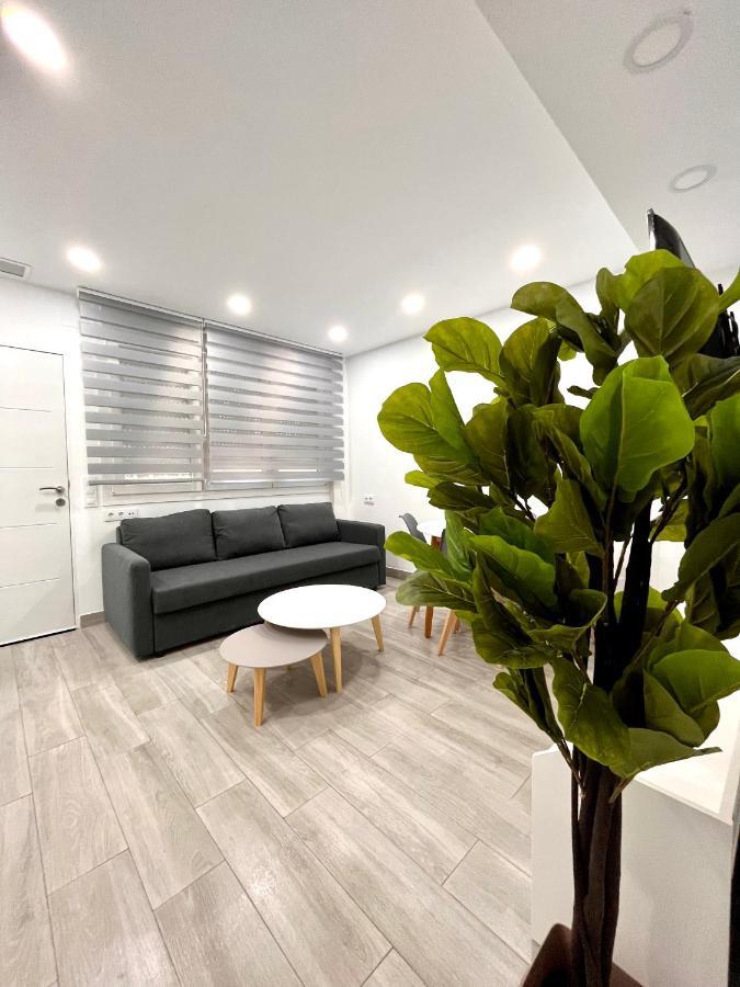 Maximilian Dreams 2 Apartment Madrid Luaran gambar
