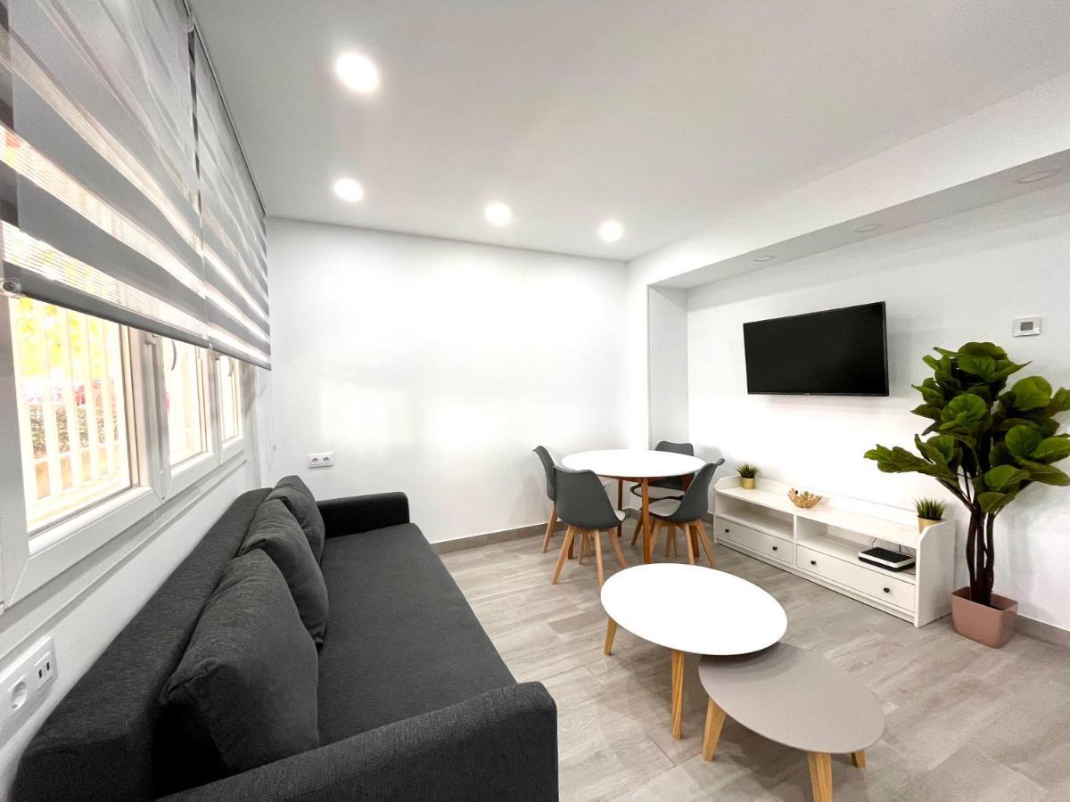 Maximilian Dreams 2 Apartment Madrid Luaran gambar